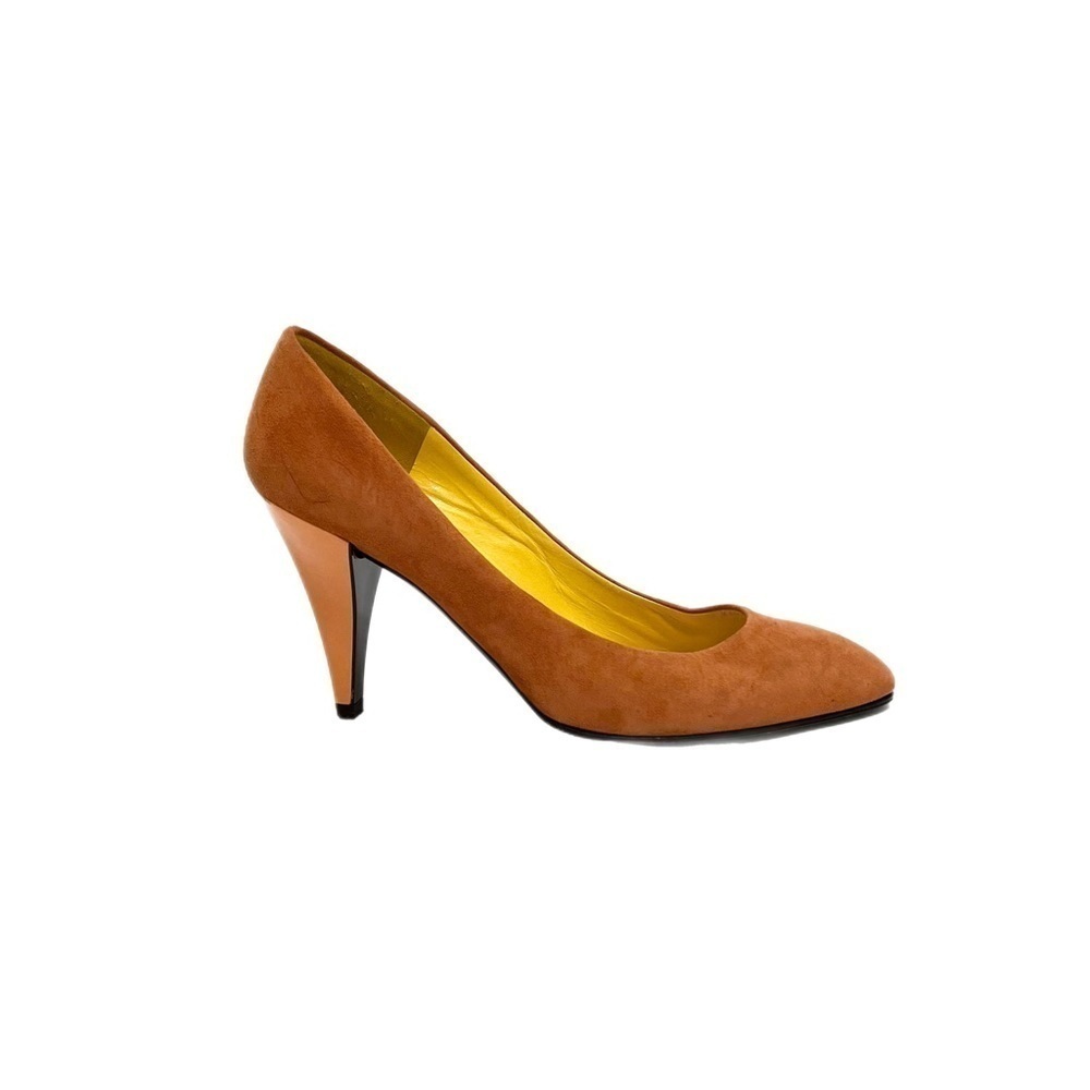 CHARLES JOURDAN | Vintage 1990s tan suede slip on classic pumps